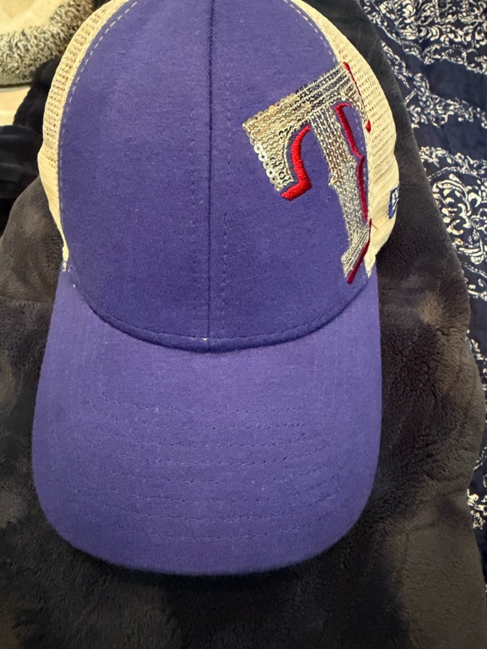 Texas Rangers New Era Sequin Logo Trucker Hat